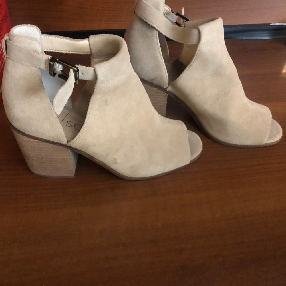 Sole Society Ferris open toe booties